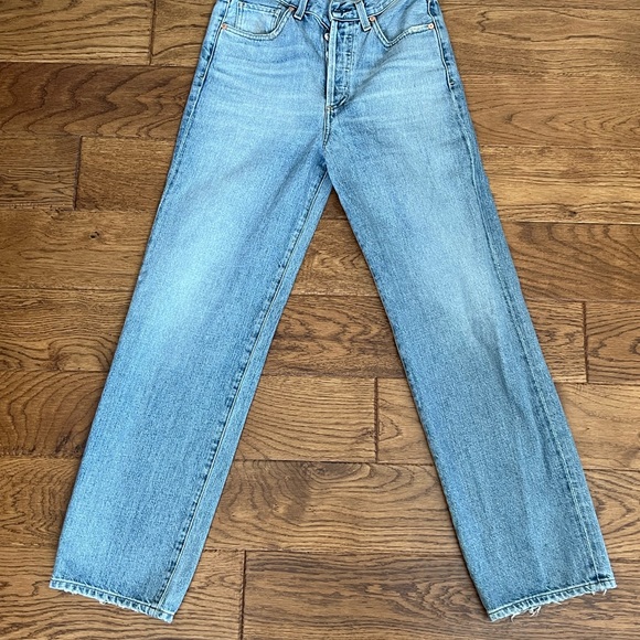 Citizens of Humanity Elle in Issa (light indigo denim) - Picture 3 of 4